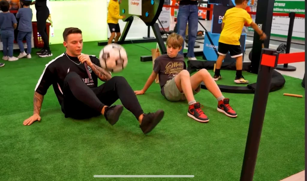 Freestyle Fútbol en la MadCup de MediaMarkt