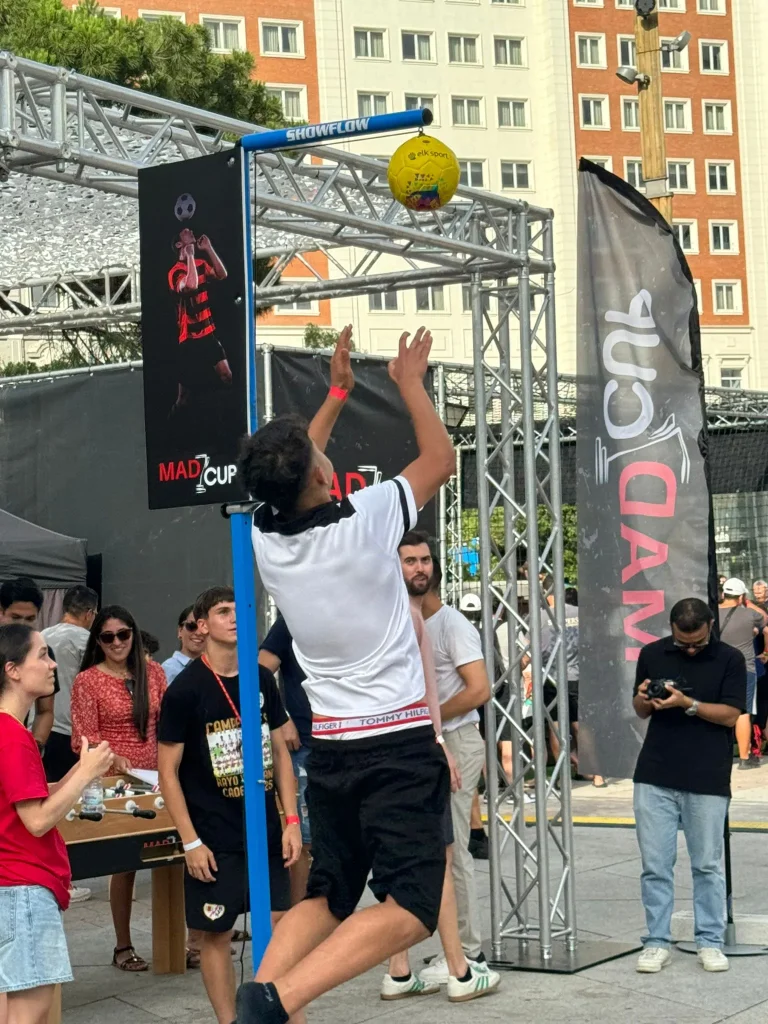 Las actividades para fanzones de ShowFlow aumentarán las posibilidades de éxito de tu evento