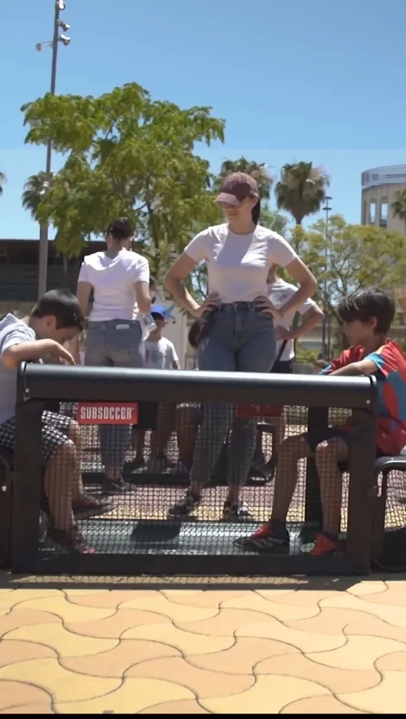 El Rol de ShowFlow en Torre Sevilla fue animar deportivamente el evento