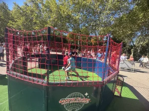 Panna, partido de caños en lanzamiento de productos